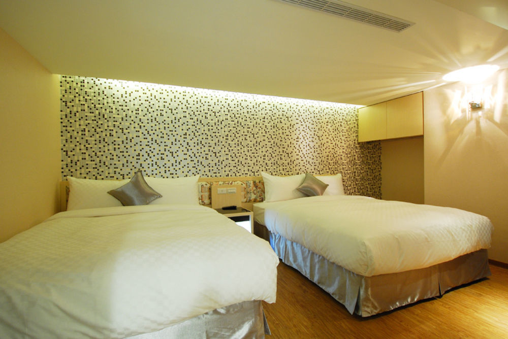Hotel 欣欣旅店 Taipei Esterno foto